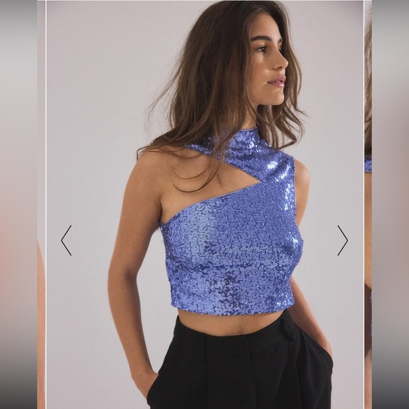 Cropped Cut Out Sequin Top - Picture 1 of 7